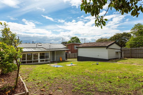 A Wave From It All - Australia Accommodation 3