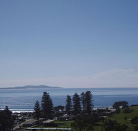 AAA Views 2 View Street - Australia Accommodation