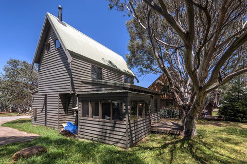 Aaragon - Australia Accommodation 2