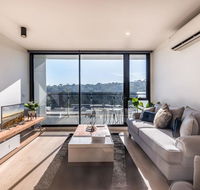 Abbortsford 2 Bed 2 Bath Mountain View Apartment - Australia Accommodation