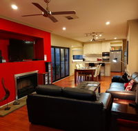 About Time Retreats- Studio Seven - Australia Accommodation