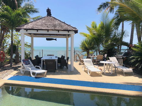 Absolute Beach Frontage, Family Friendly, Home Away From Home - Australia Accommodation 0
