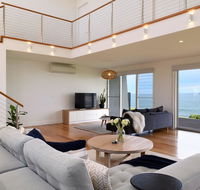 Absolute Waterfront - Australia Accommodation