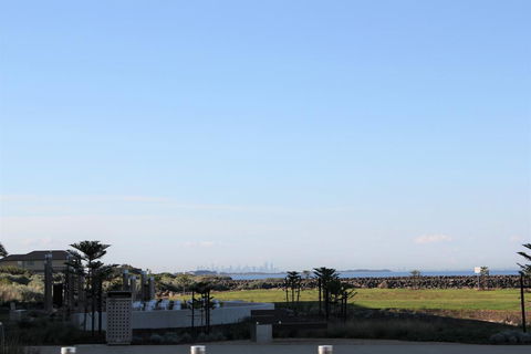 Absolute Waterfront Apt 319 Lighthouse - Australia Accommodation 0