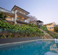 Absolute Waterfront Lakehouse Fishing Point Waterfront Pool Jetty - Australia Accommodation
