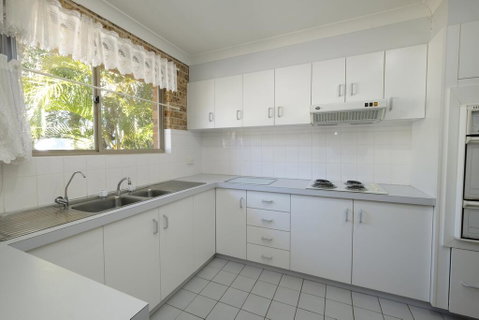 ACACIA - WEEKLY ONLY - Australia Accommodation 2