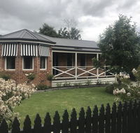 Acacia House - Central Healesville - Yarra Valley - Australia Accommodation