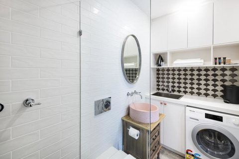 Accommodate Canberra - Warehouse - Australia Accommodation 1