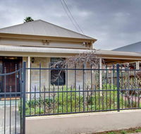 Adelaide close CBD Large Private Studio Apartment in St Peters - Australia Accommodation