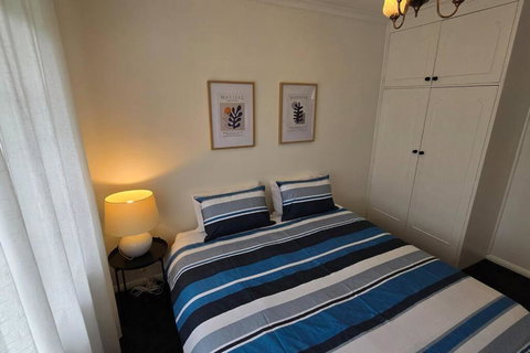 Elsternwick Easy Living - 2 Bedroom Sleeping 4 - Australia Accommodation 1