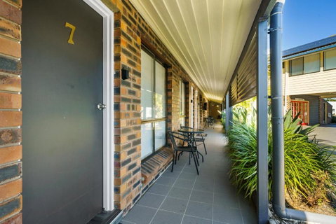 Esk Wivenhoe Motor Inn - Australia Accommodation 1