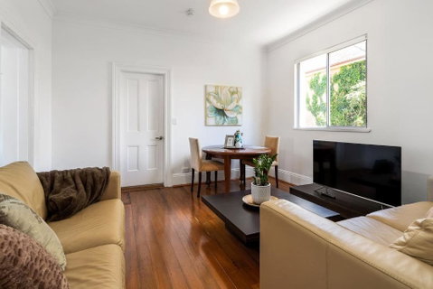 Executive Esperanza - Stay In A Victorian Manor - Australia Accommodation 0