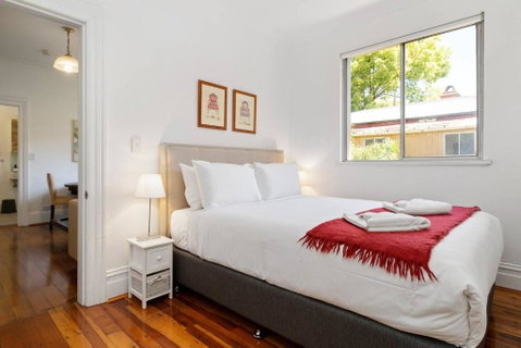 Executive Esperanza - Stay In A Victorian Manor - Australia Accommodation 2