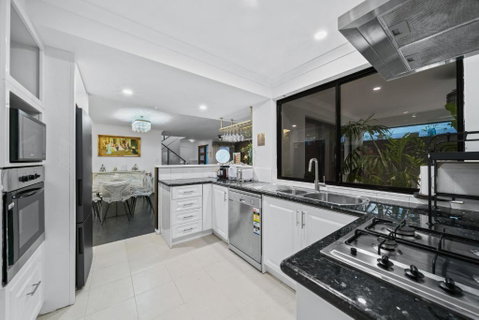 Equitice Winter Moonlight Villa - Australia Accommodation 2