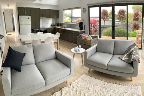 Fairways 1 - Australia Accommodation 2