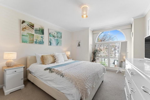 Fantastic Family Home Near City - Australia Accommodation 4