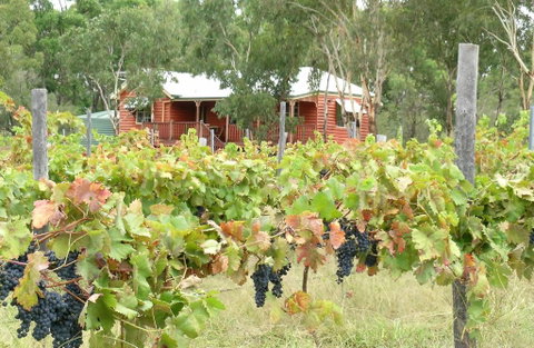 Fergies Hill Spa Cottage @ Granite Ridge Wines - Australia Accommodation 0