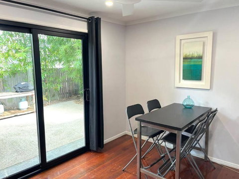 Gabba Central Lofthouse Sleeps5 Pets - Australia Accommodation 2