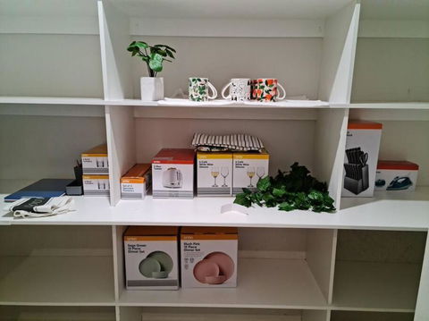 Generous 4 Bedroom Home Close To Park And Shops - Australia Accommodation 4