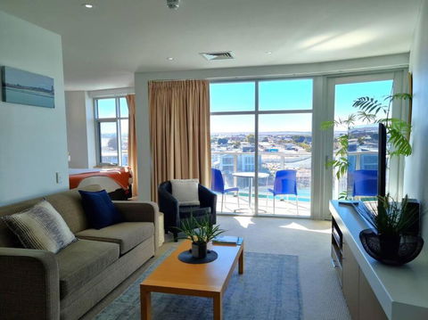 Glam Apartment 21 - Australia Accommodation 2