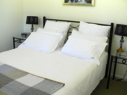 Glen Waverly Farmstay - Australia Accommodation 4
