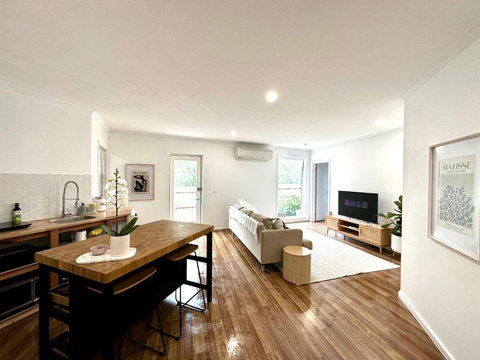 Guest House On The Park - Australia Accommodation 0