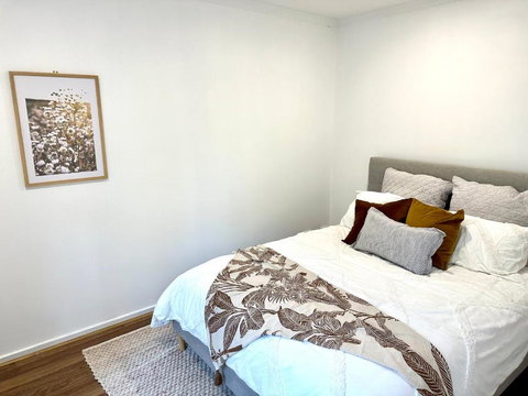 Guest House On The Park - Australia Accommodation 4