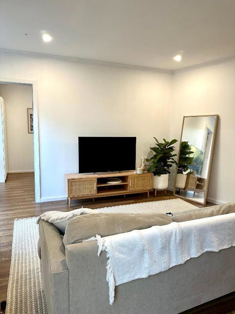 Guest House On The Park - Australia Accommodation 3