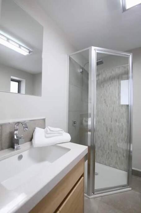 Haven House - River Edge Apartment - Australia Accommodation 3