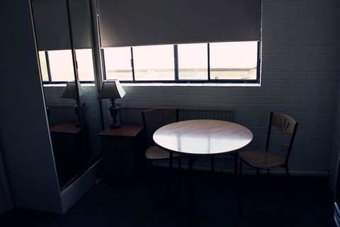 H & D Apartments - Australia Accommodation 4