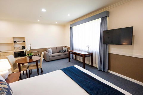 Hawkesbury Race Club Motel - Australia Accommodation 2