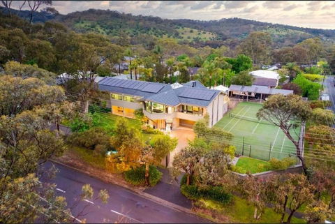 Hawthorndene Masterpiece Squash Court Pool - Australia Accommodation 2