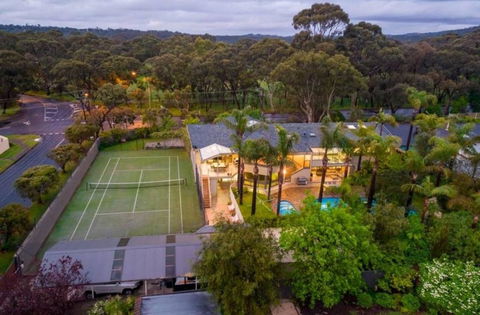 Hawthorndene Masterpiece Squash Court Pool - Australia Accommodation 0