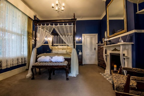 Heytesbury House - Australia Accommodation 2