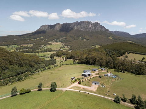 Hillside Hideout By Tiny Away - Australia Accommodation 0