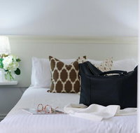 Hotel Collins - Australia Accommodation