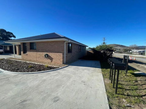 Home In Brighton - Australia Accommodation 2
