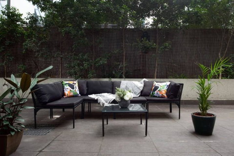 Huge 3 Bed Camperdown Garden Apt W Parking Aircon - Australia Accommodation 1