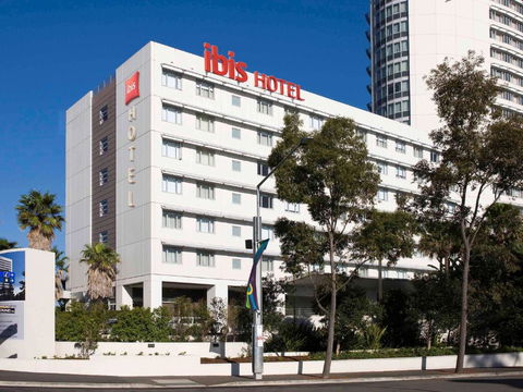 Ibis Sydney Olympic Park - Australia Accommodation 0