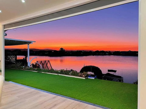 Immaculate Waterfront Residence-Masterpiece - Australia Accommodation 2