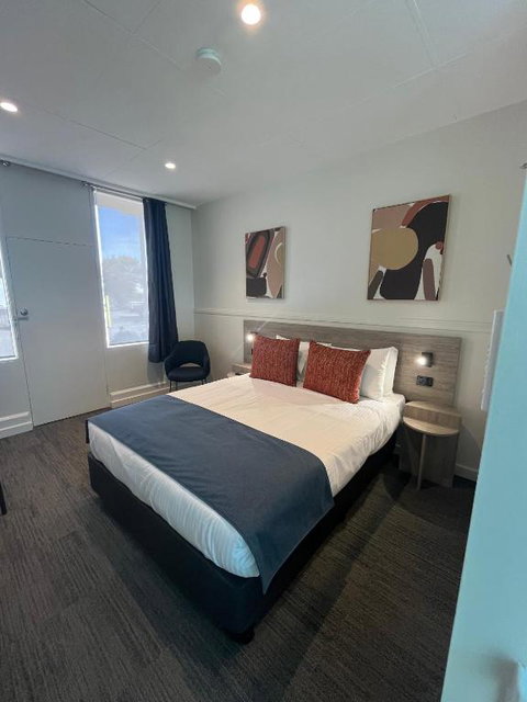 International Hotel Motel - Australia Accommodation 0