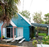 Affordable Twin Peaks 1 - Australia Accommodation