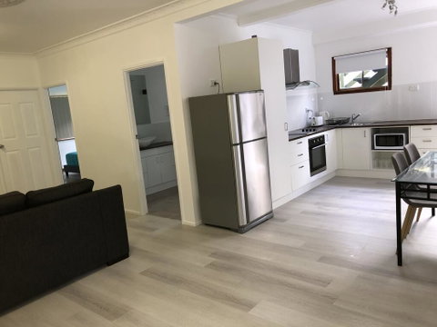 Airlie Getaway Unit 3 - Australia Accommodation 3