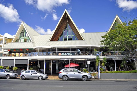 Airlie Waterfront Accommodation - Australia Accommodation 0