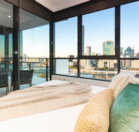 AirTrip Apartment on Hope Street - Australia Accommodation