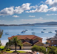 Aislinn' 3/273 Corrie Parade - air con water views BBQ - Australia Accommodation