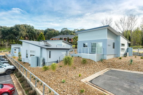 Albury Yalandra Apartment 2 - Australia Accommodation 2