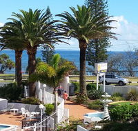 Alex Headland Beachfront - Australia Accommodation