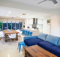 Alexandra Headland Luxury Townhouse - Australia Accommodation