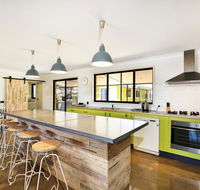 Aloha - Pet  Family Friendly - 10 Min Walk to Beach - Australia Accommodation